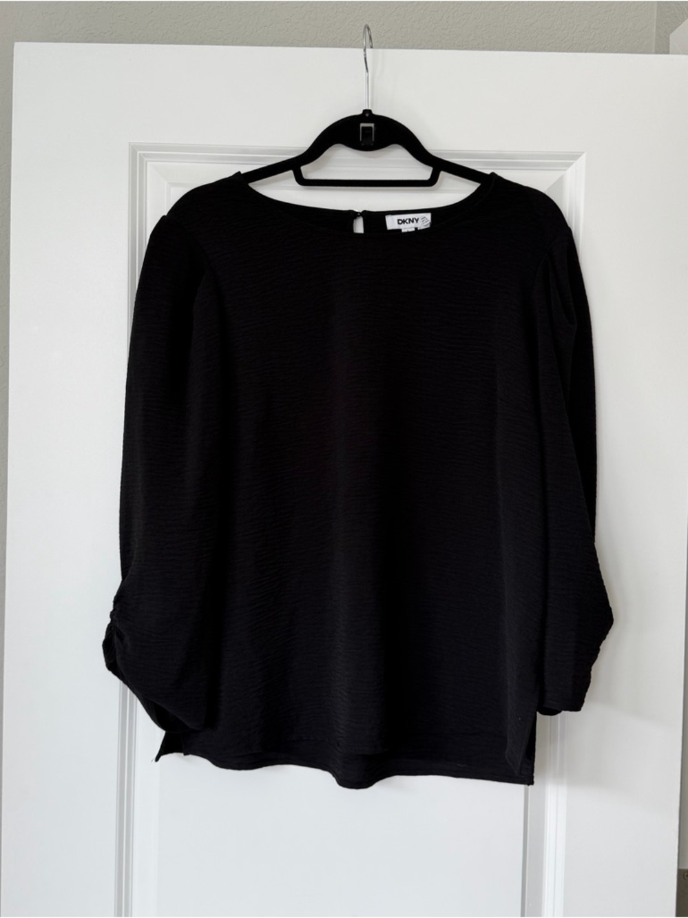 DKNY Black Textured 3/4 Sleeve Blouse
